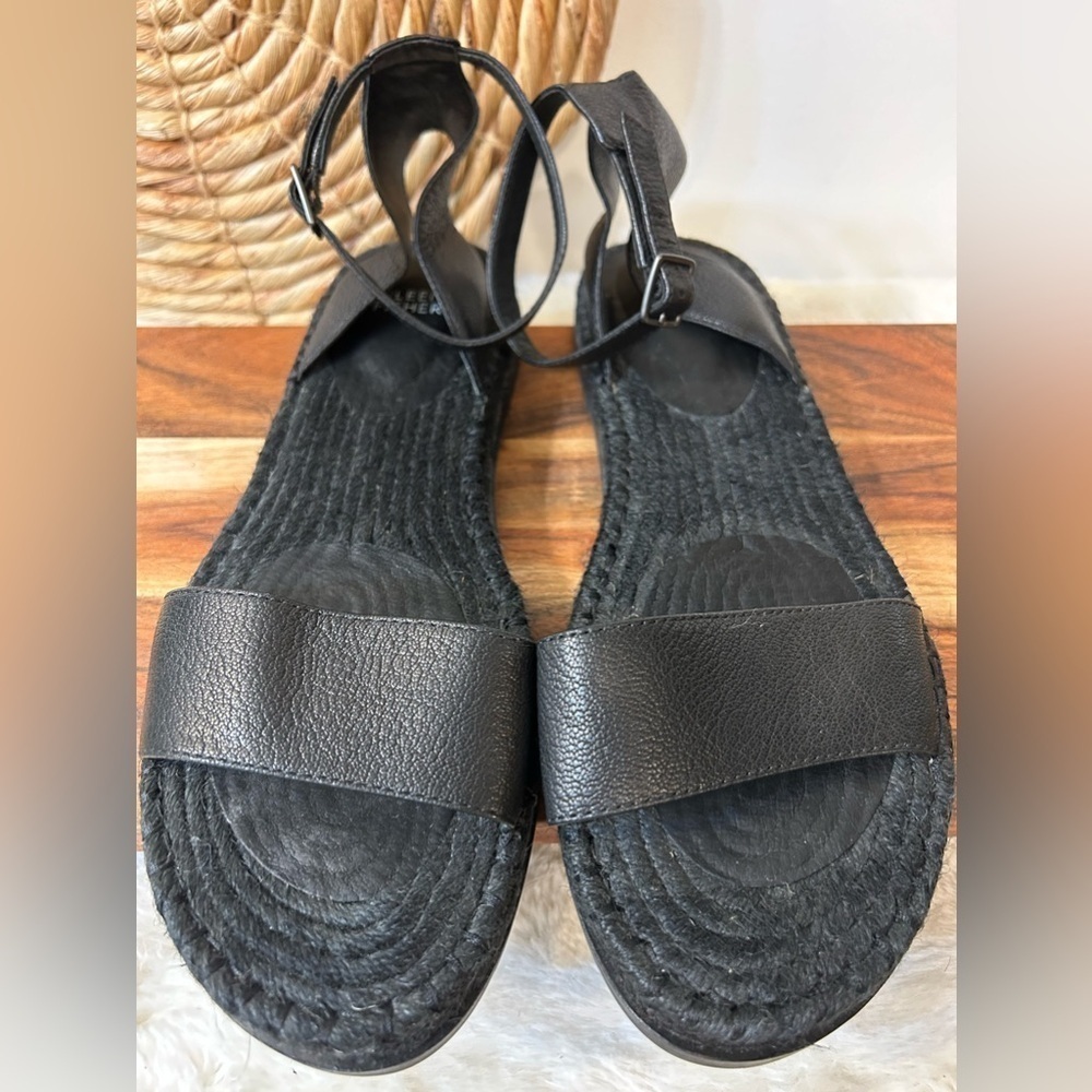 Eileen Fisher Mike Tumbled Leather Espadrille Sandals in Black Size 11 - Picture 5 of 10